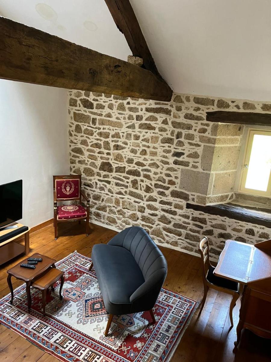 Manoir de Fornebello 16e siècle - Chambres d'Hôtes de prestige avec piscine - Housity