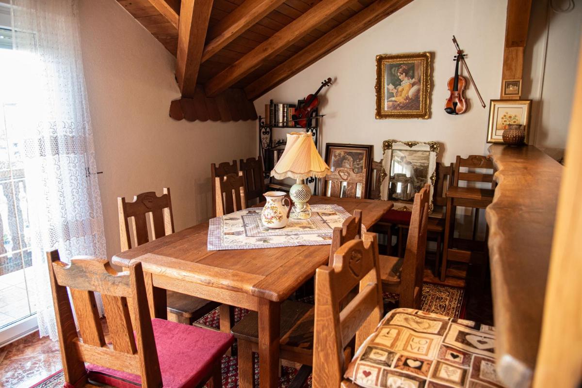 Rodino gnijezdo guesthouse - Housity
