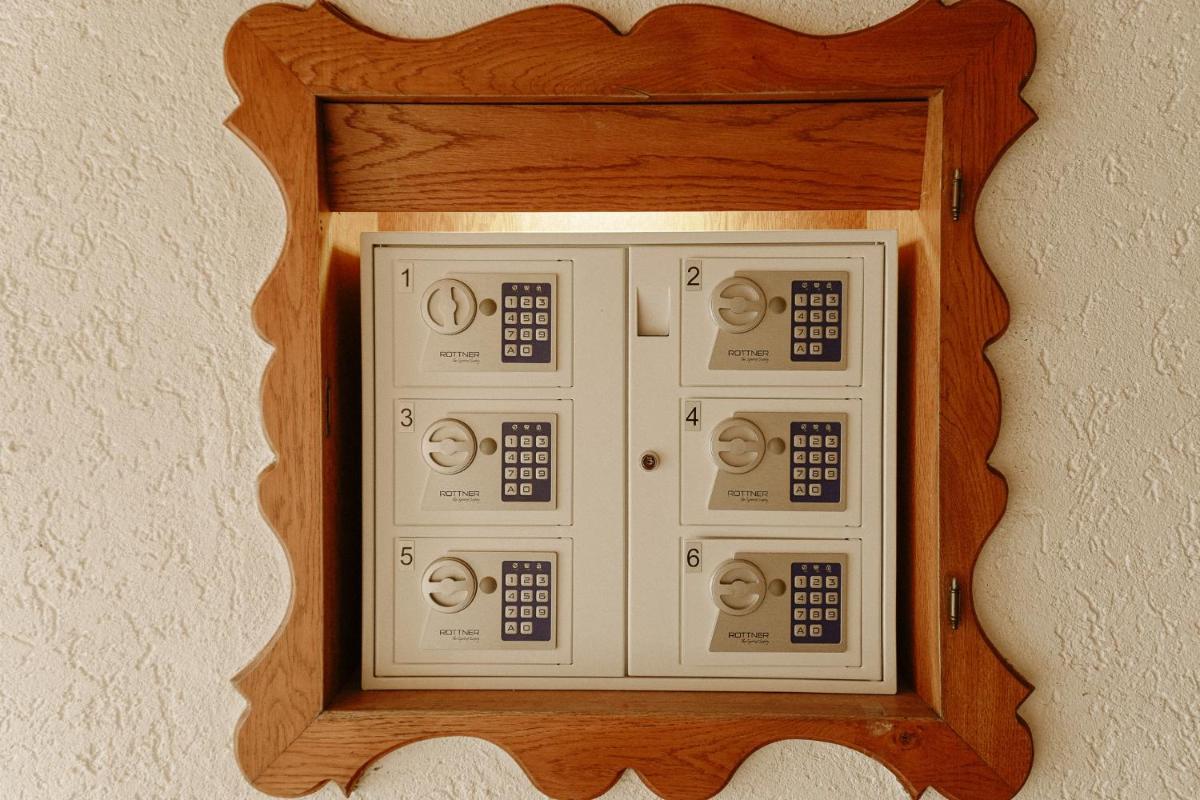 Krone das Hotel - Housity