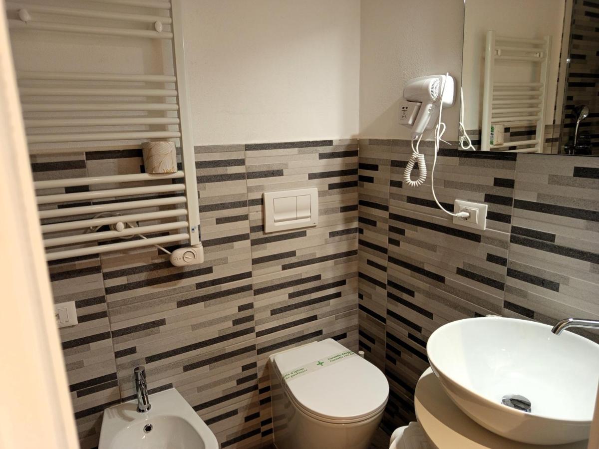 Hotel Acquario - Housity