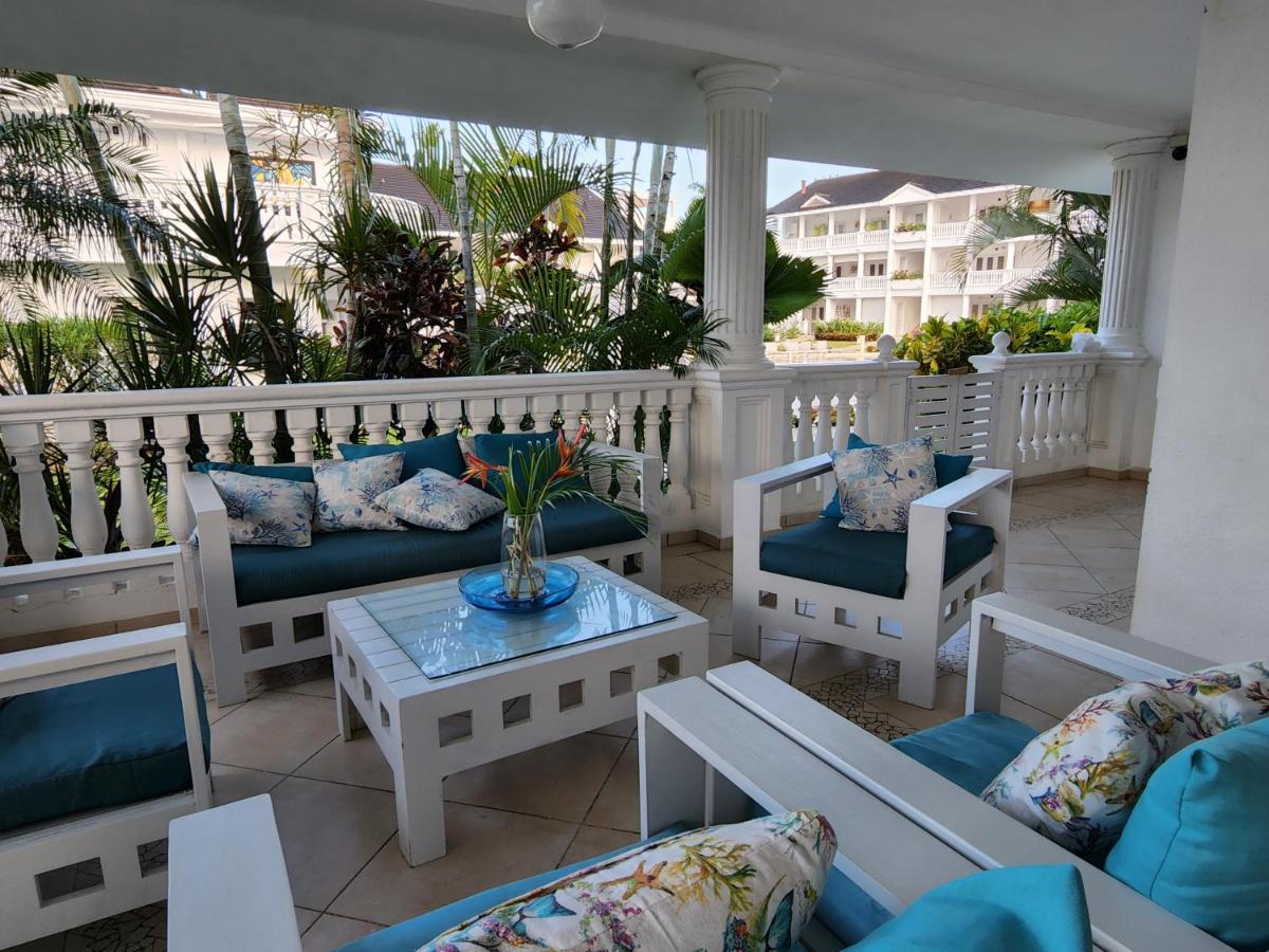 Hoteles Josefina Las Terrenas - Housity