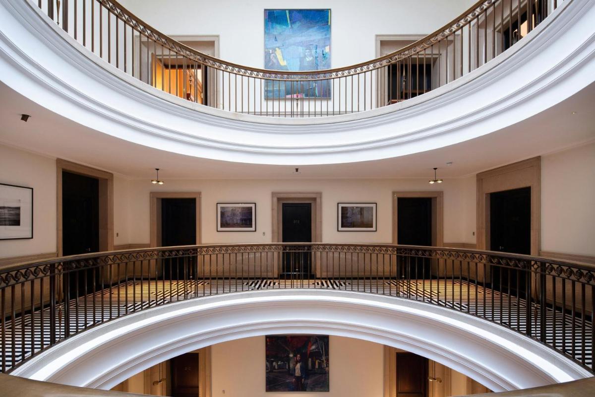 Cheval The Edinburgh Grand - Housity