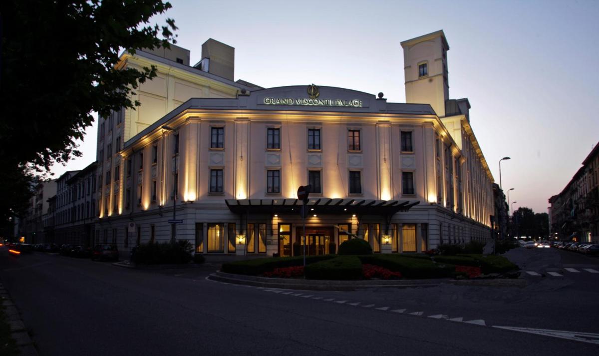 Grand Visconti Palace - Housity