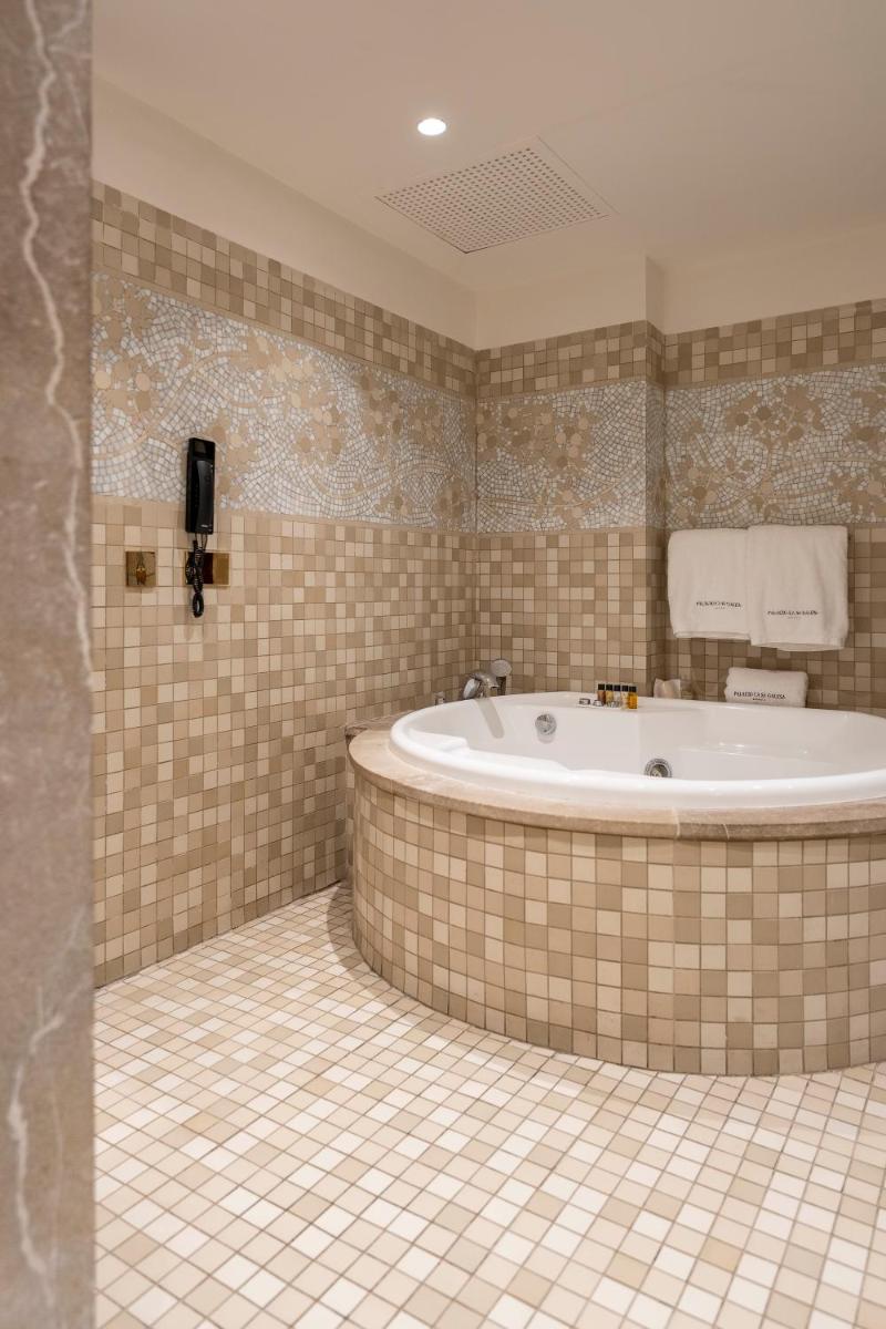 Un baño de Palacio Ca Sa Galesa