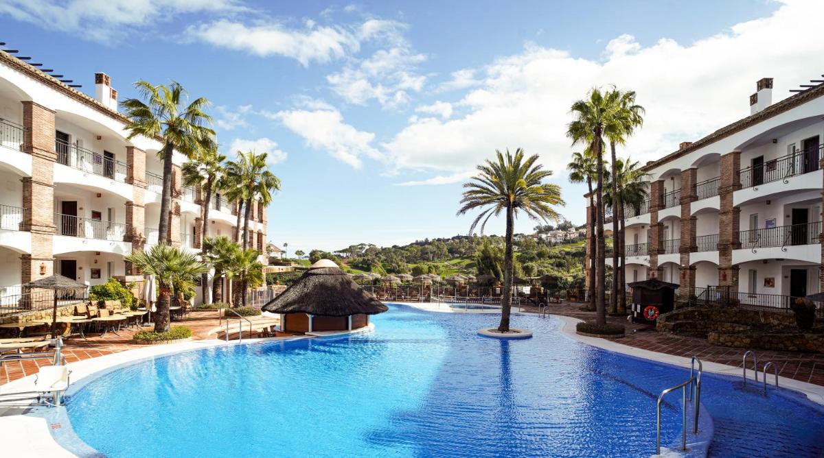 Piscina en o cerca de La Cala Resort
