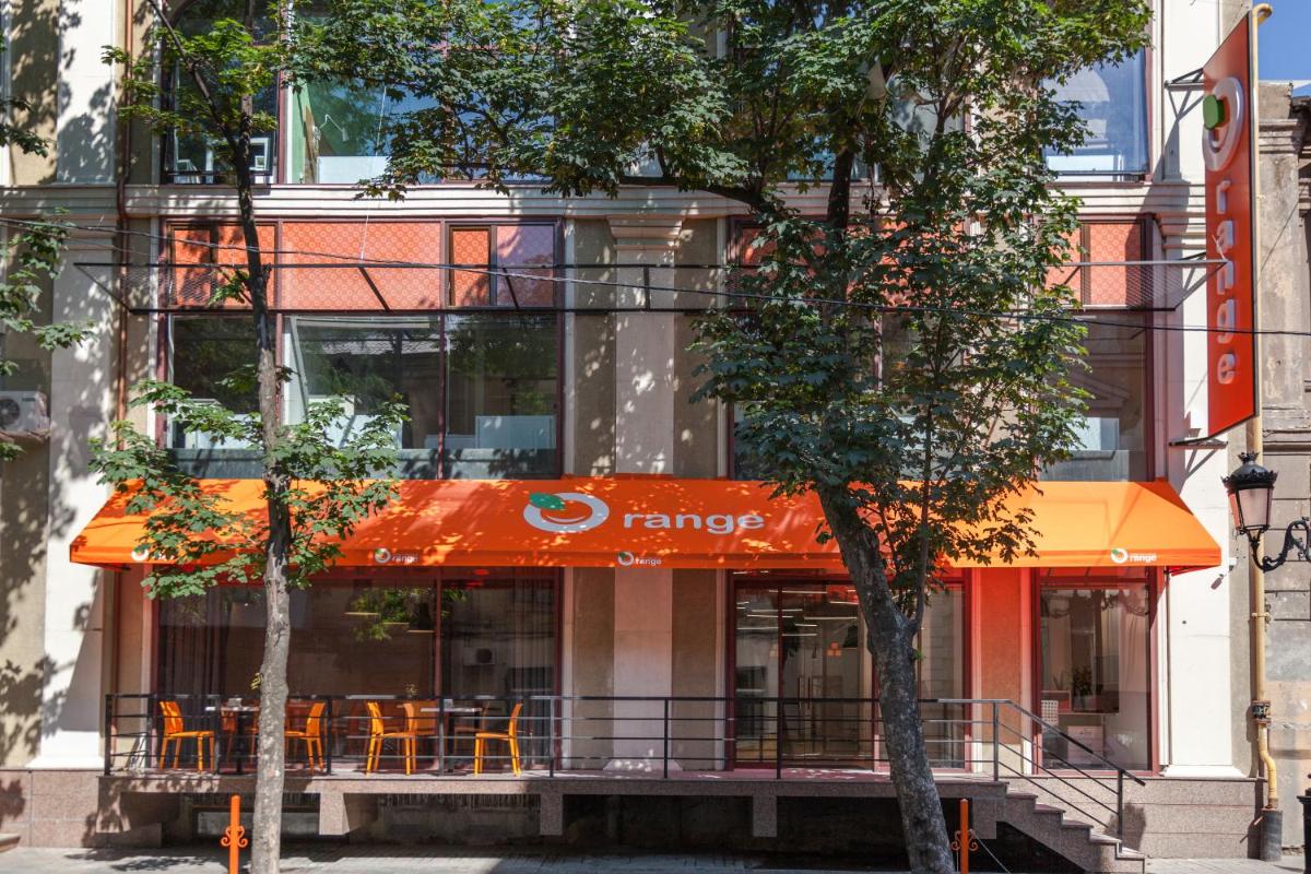 Orange Hotel - Housity