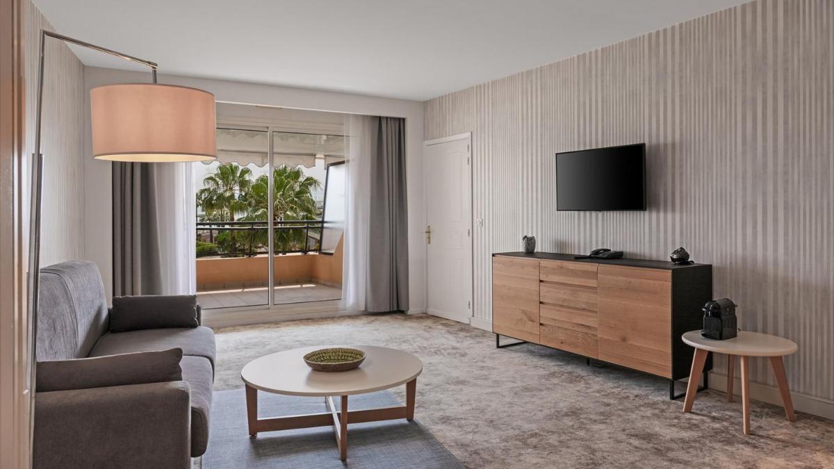 Holiday Inn Nice - Port St Laurent by IHG - Housity