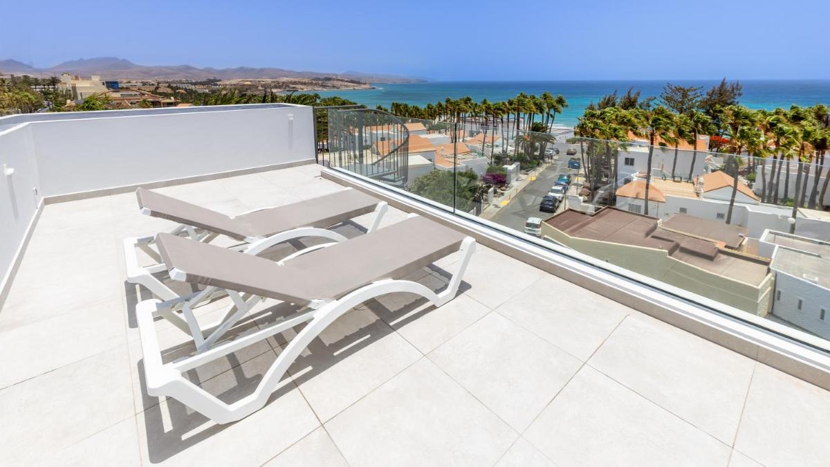Calm Beach Apartments - Housity