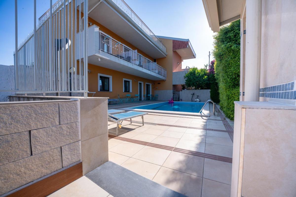 L'AURORA - Housity