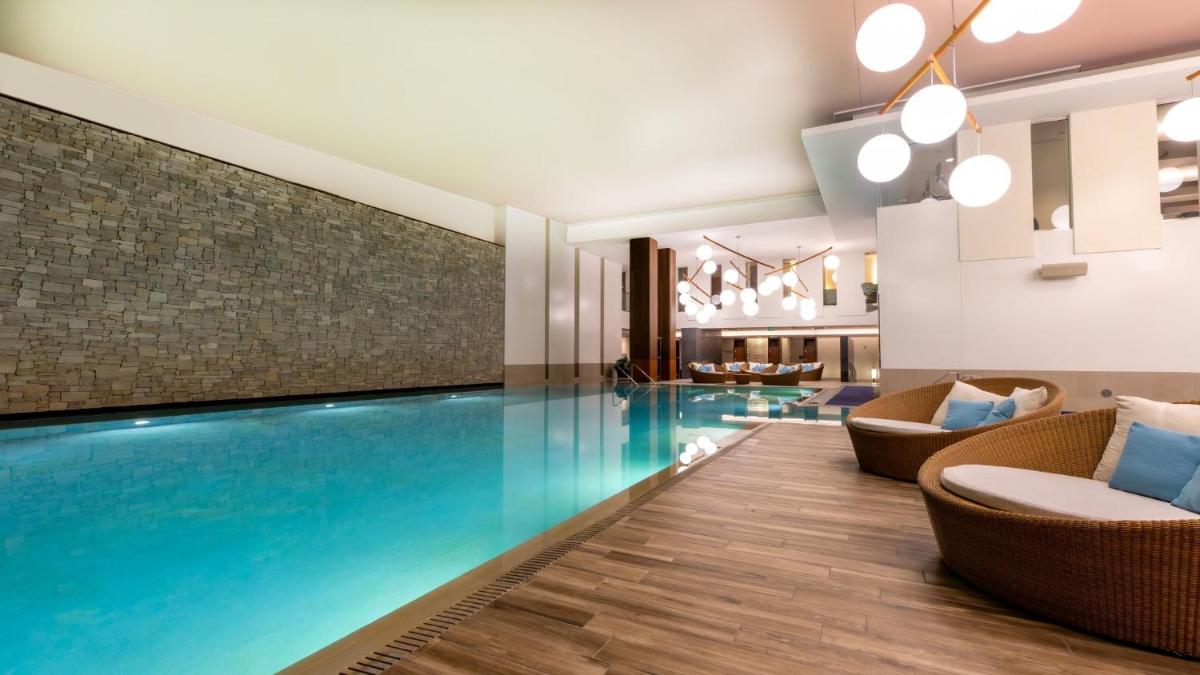 MGM Grand Detroit - Housity