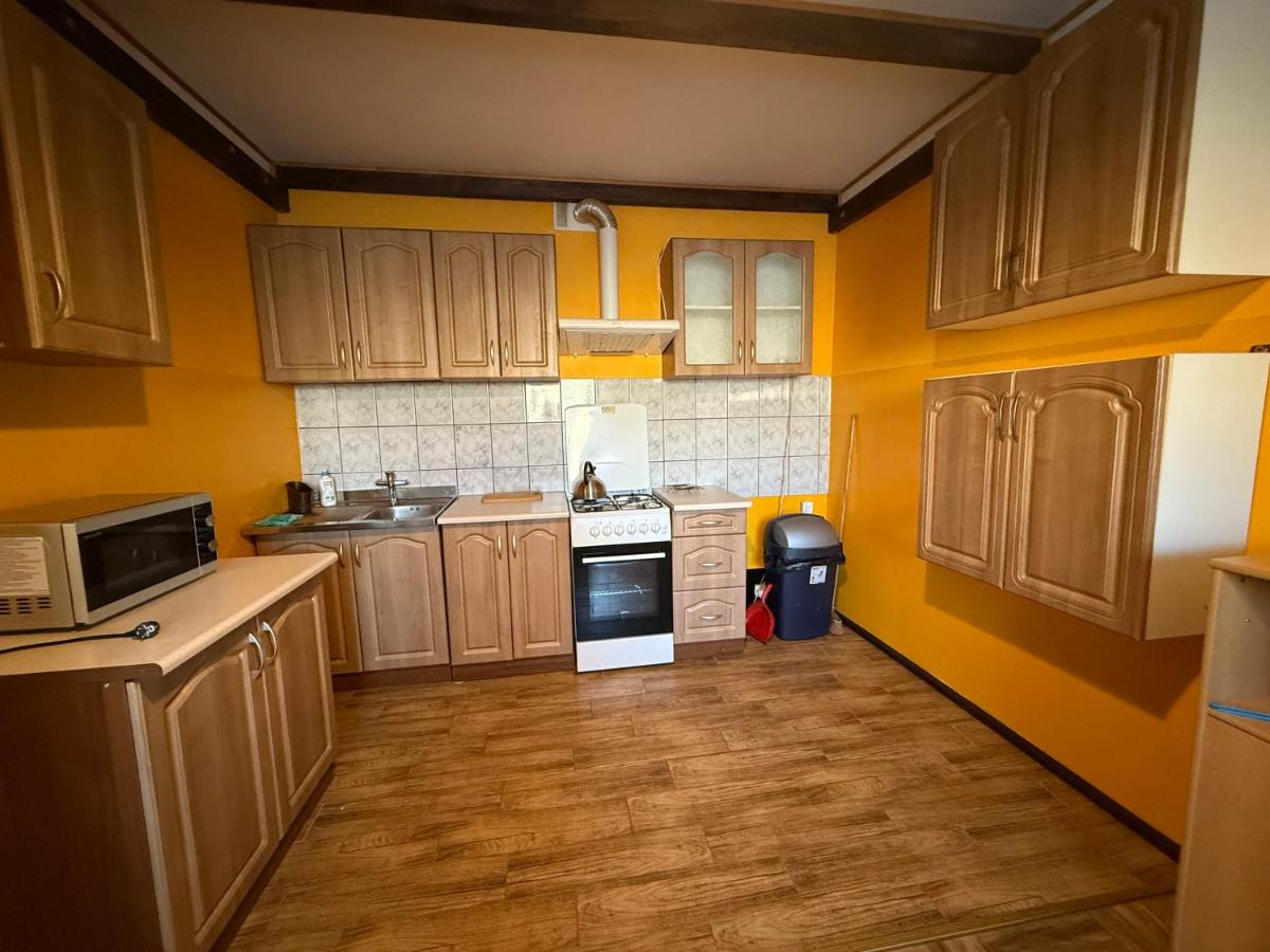 Noclegi pracownicze Mitarbeiterunterkünfte Employee accommodation - Housity