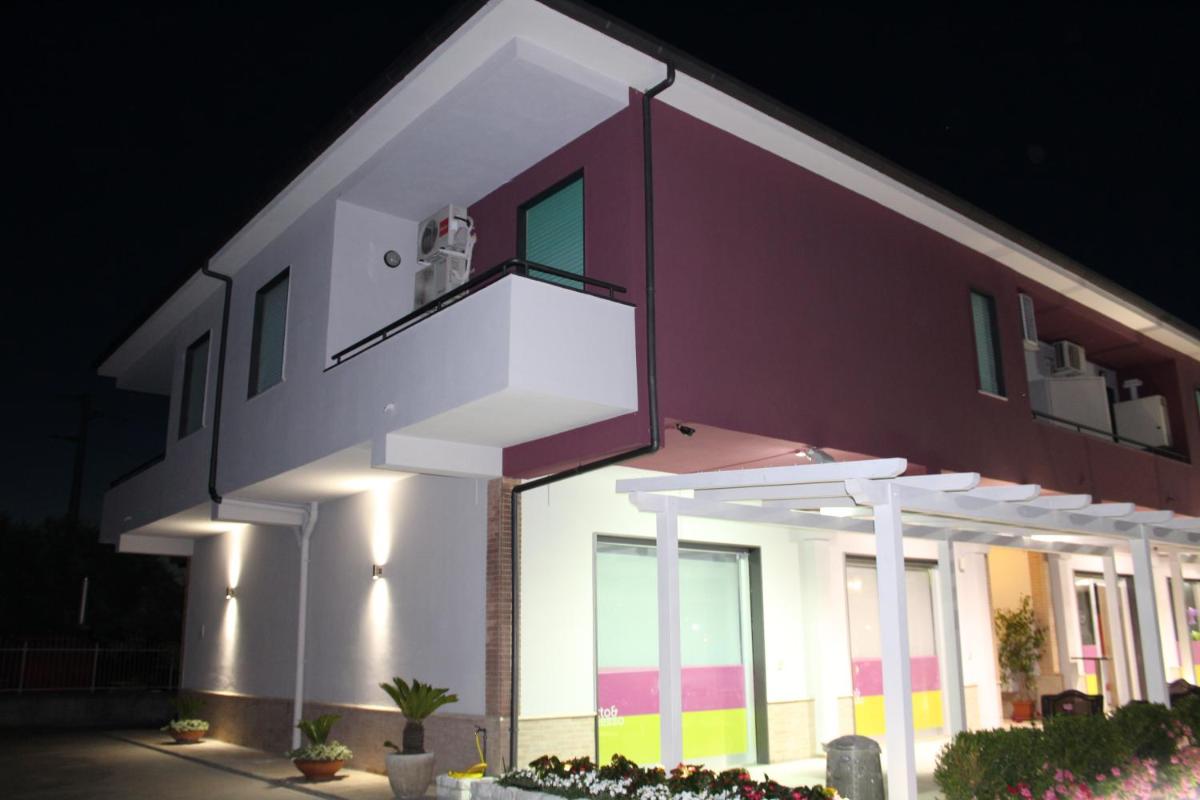 Otto&Mezzo B&B - Housity