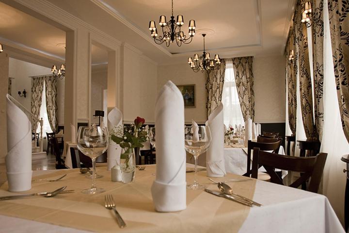 Suitetrails - Impresja Restauracja Hotel