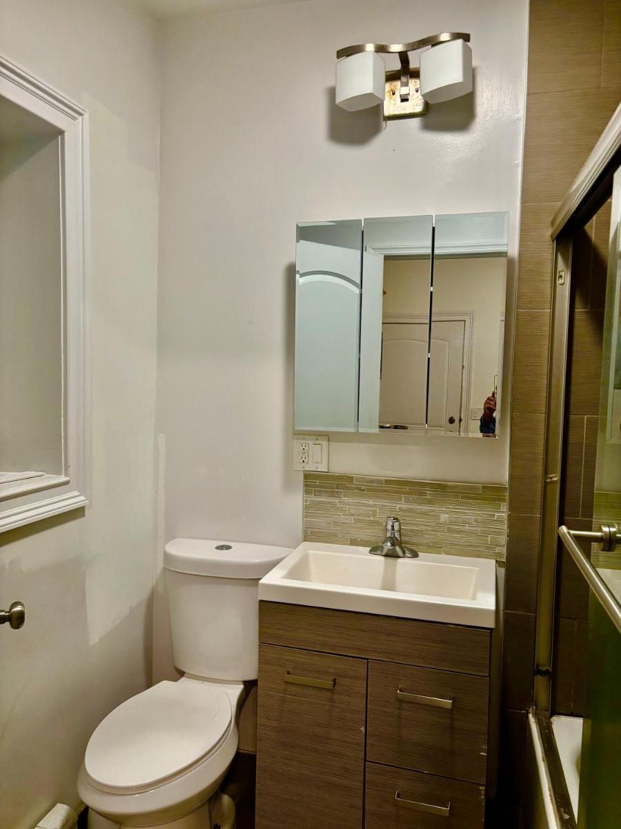 Penn Station Room Motel Casa - Housity