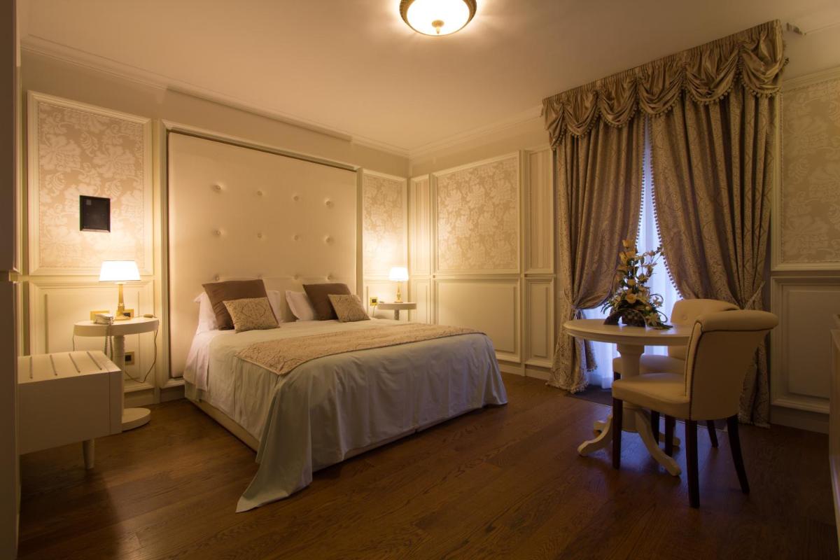 Hotel La Rosa Dei Venti - Housity