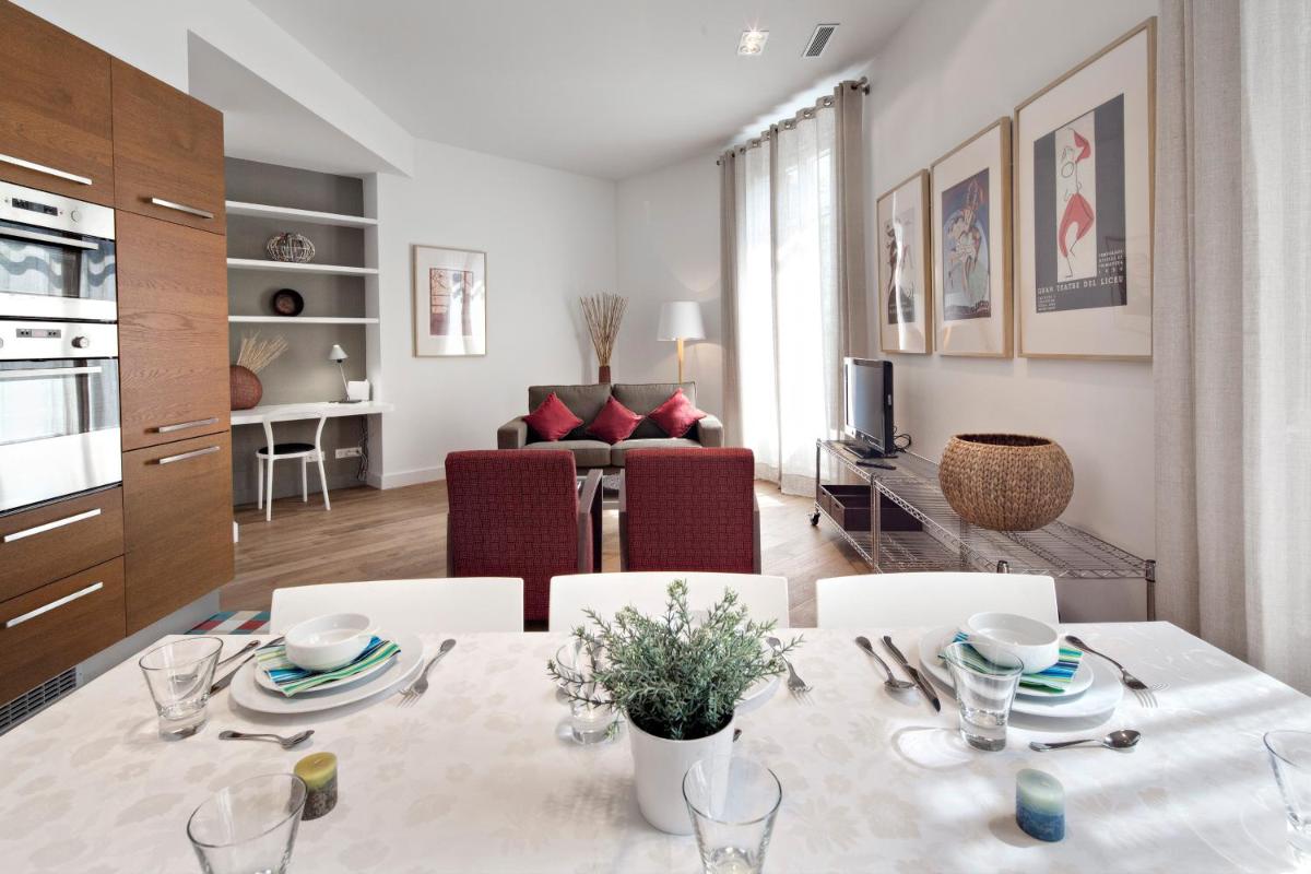 Habitat Apartments Rambla Deluxe - Housity