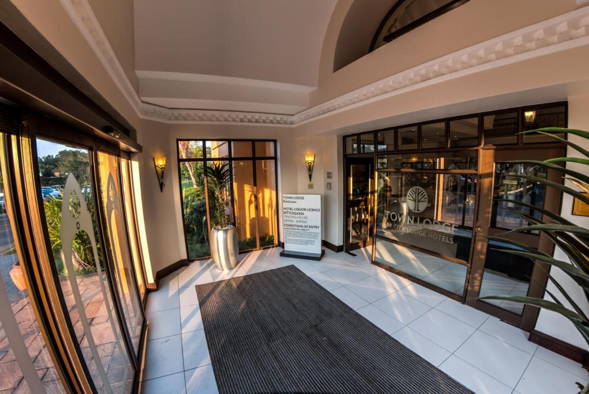 Town Lodge Polokwane - Housity