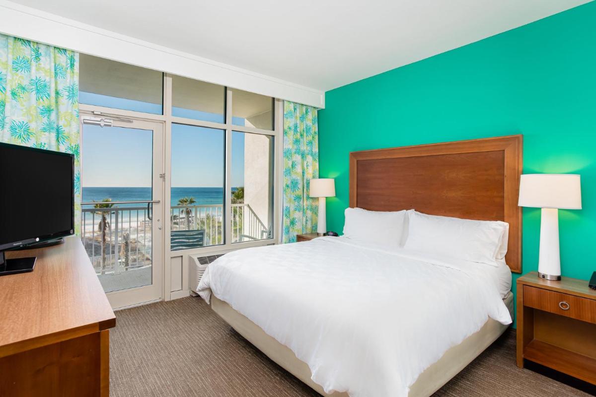 Holiday Inn Resort Fort Walton Beach by IHG - Housity