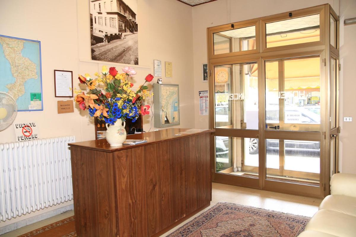 Hotel San Vincenzo - Housity