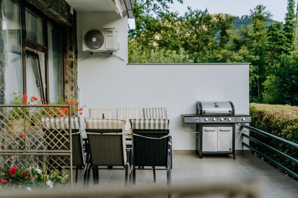 Apartmani & Rafting Boračko jezero - Housity