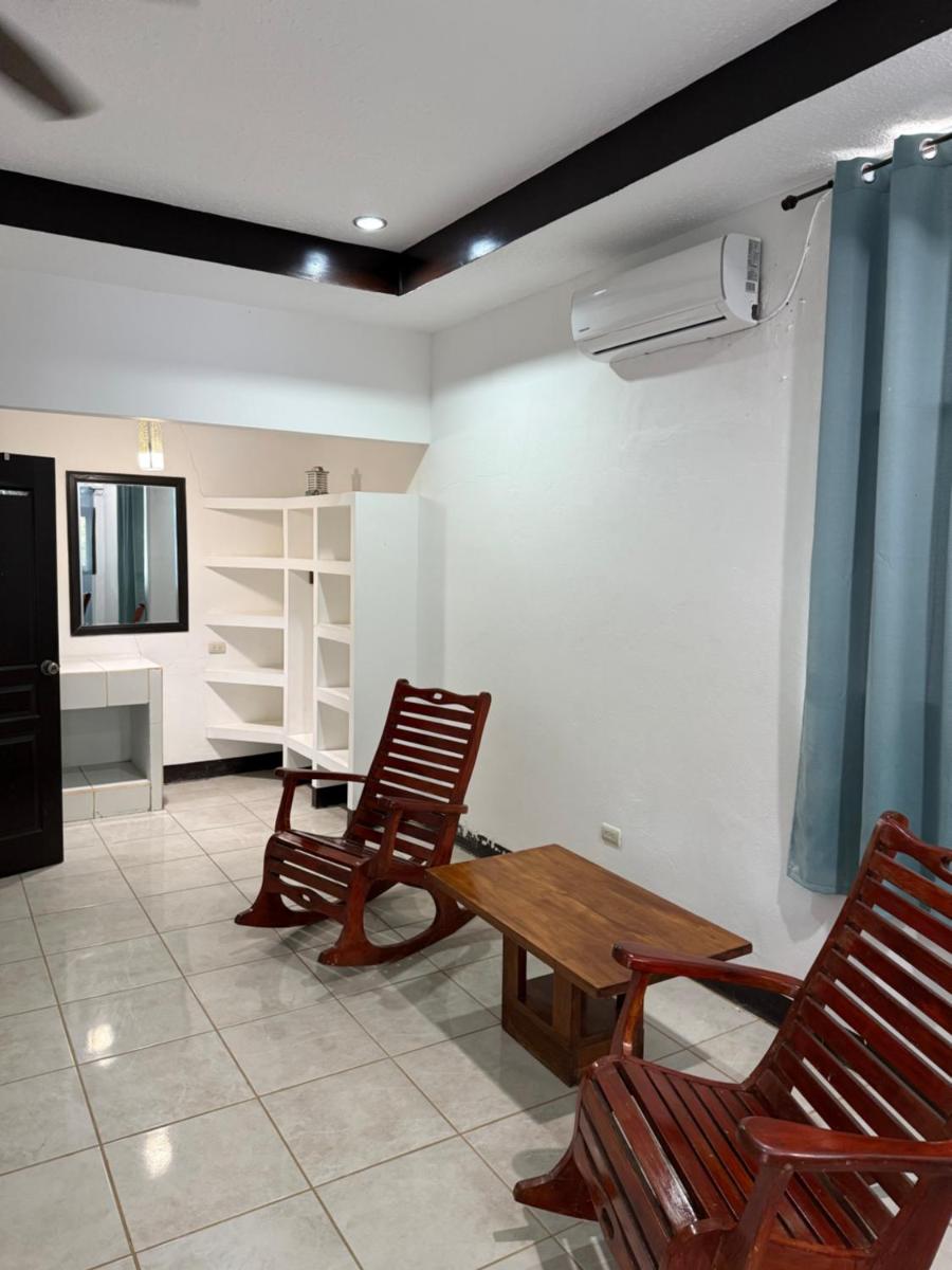 Miramar Beach House - Housity