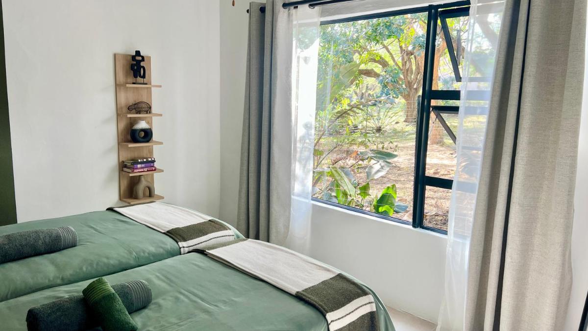 LoerieRoep Estate - Mountainview Selfcatering Accommodation Nelspruit - Housity