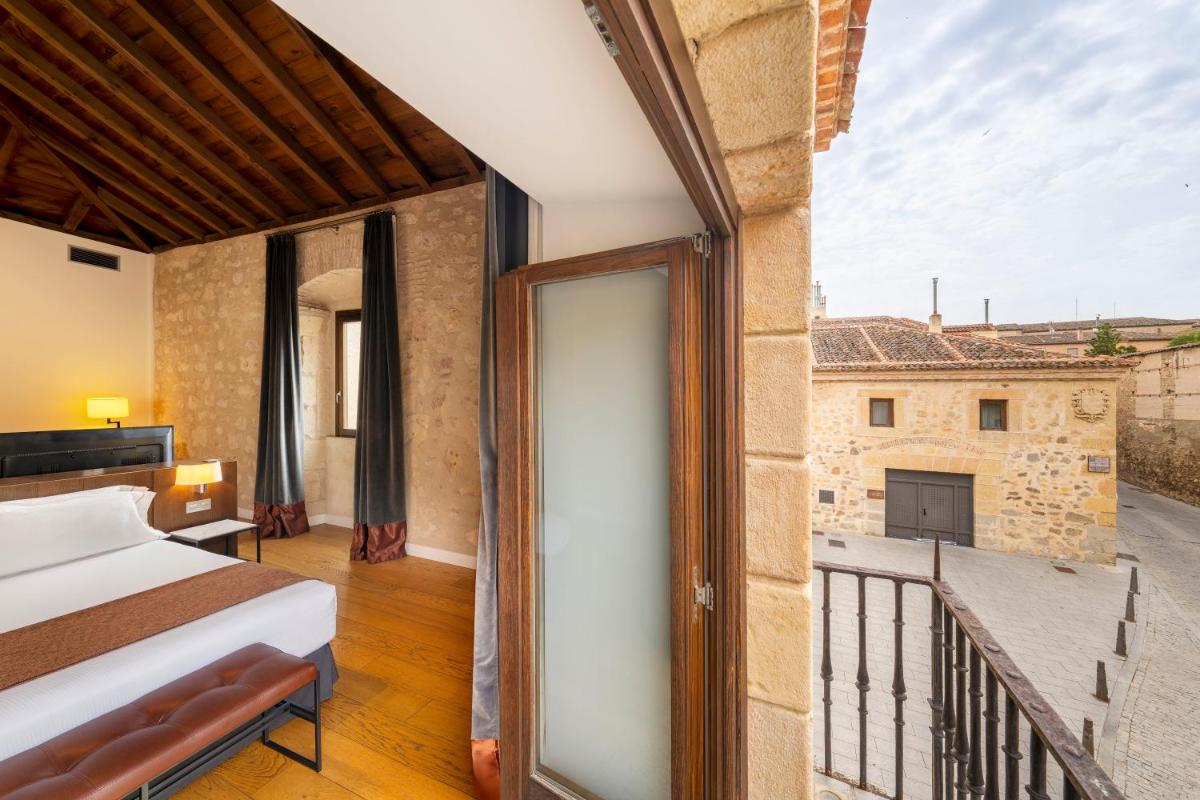Cama o camas de una habitación en Áurea Convento Capuchinos by Eurostars Hotel Company