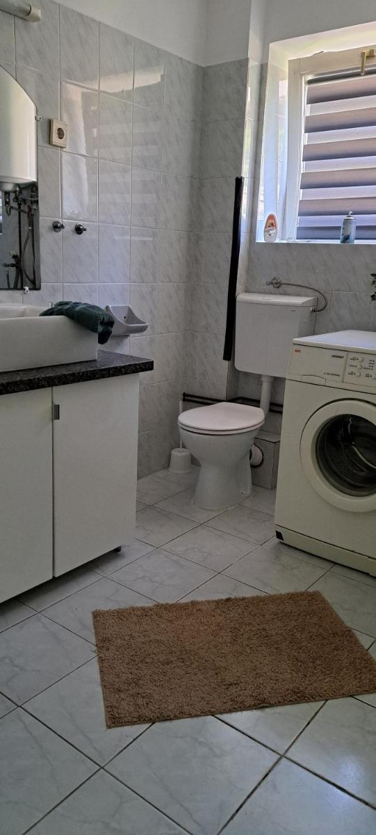 Luca-lak - Housity