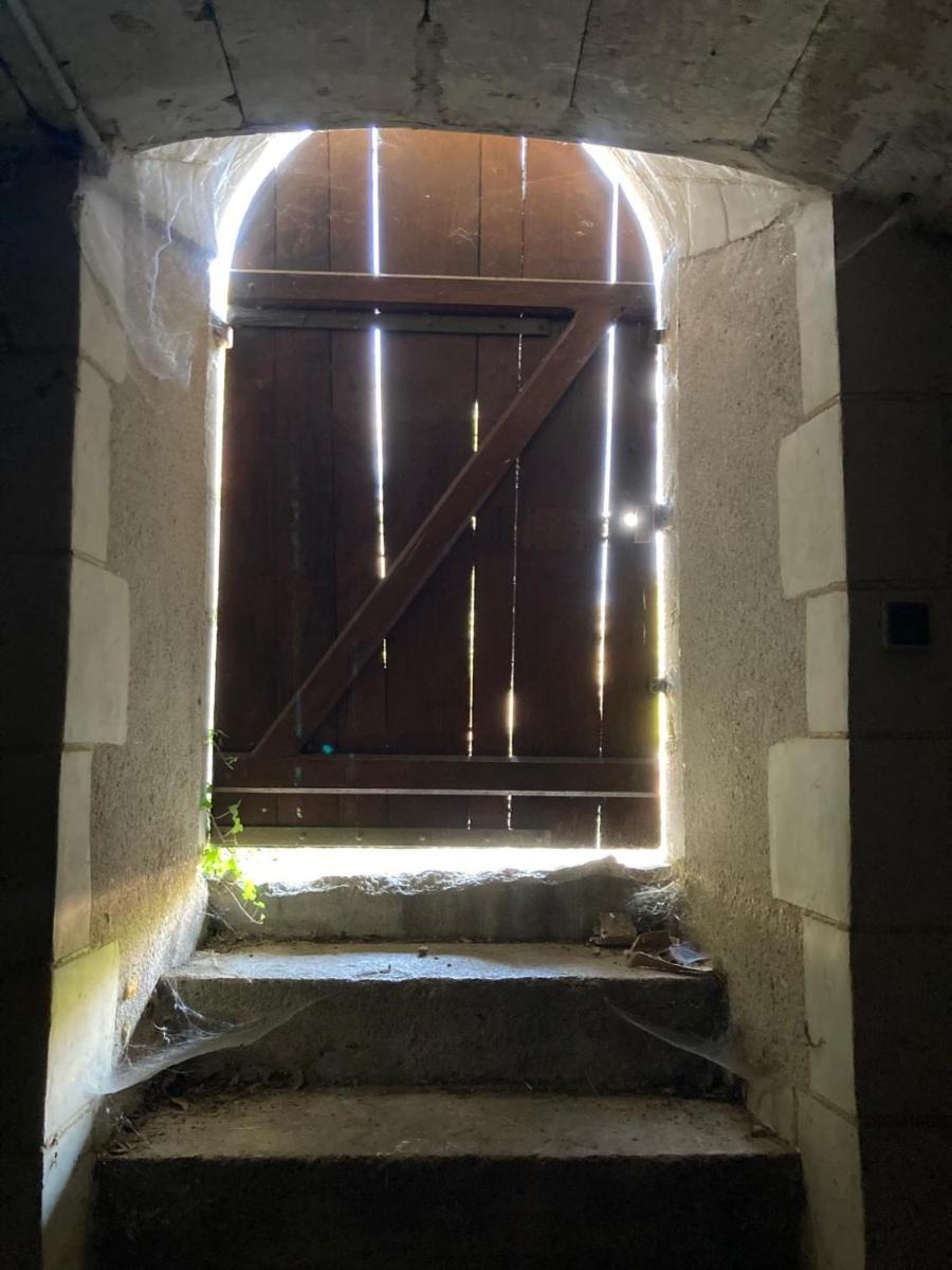 Salle de bains dans l'établissement Le Relais du Bellay