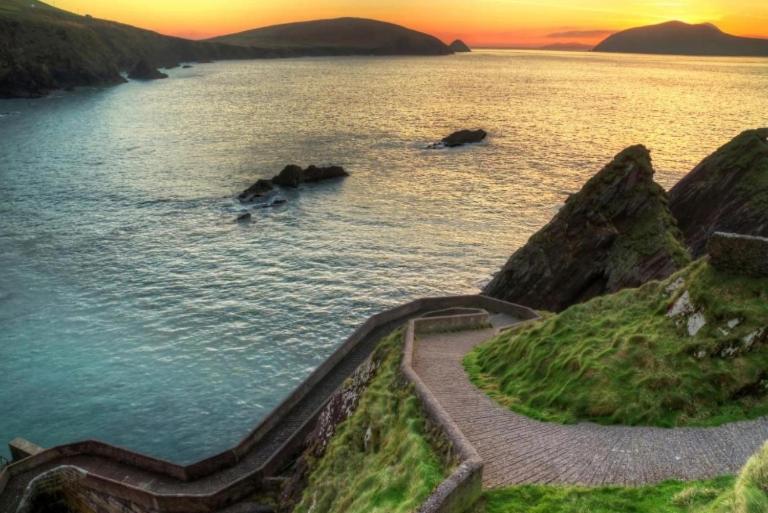 Dingle Courtyard Cottages 2 Bed (Sleeps 4) - Housity