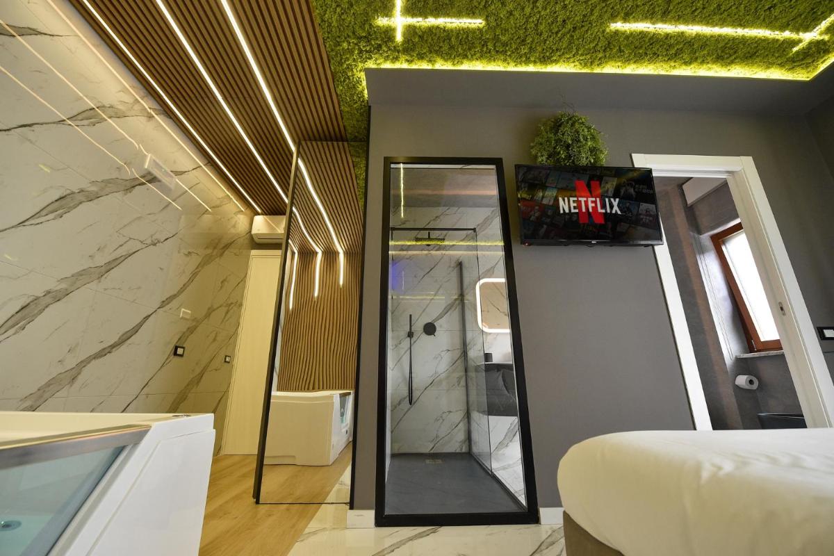 Tree Luxury - Housity
