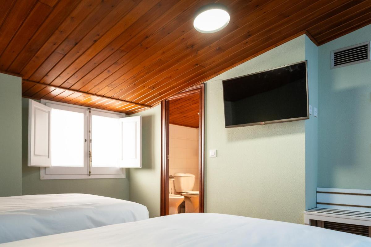 Hotel La Sagrera - Housity
