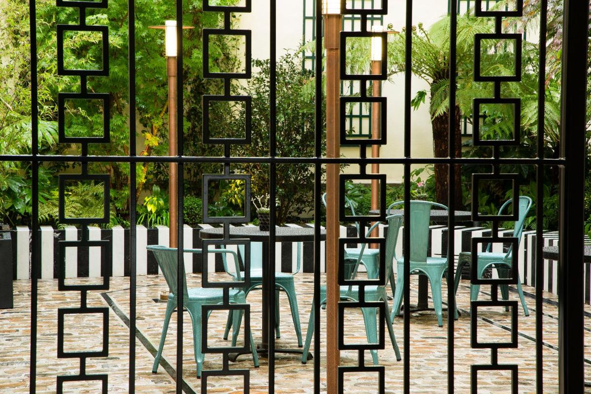 Restaurant ou autre lieu de restauration dans l'établissement Hôtel Saint-Marc