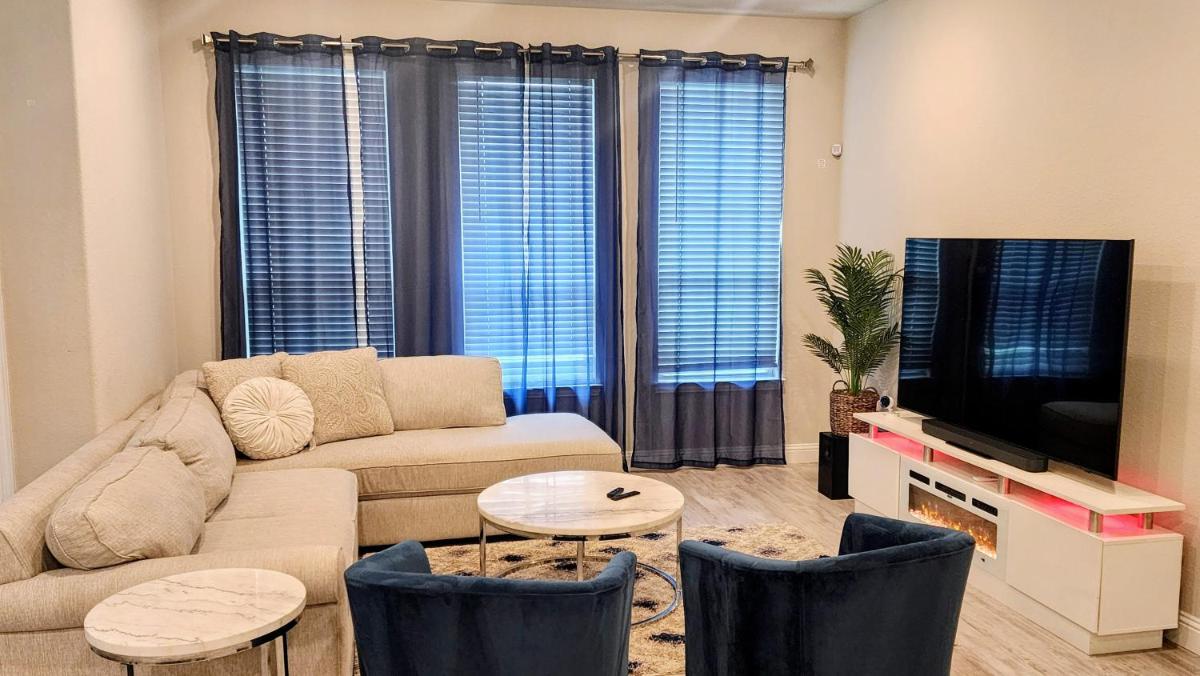 Spacious Home in Melissa TX - Housity