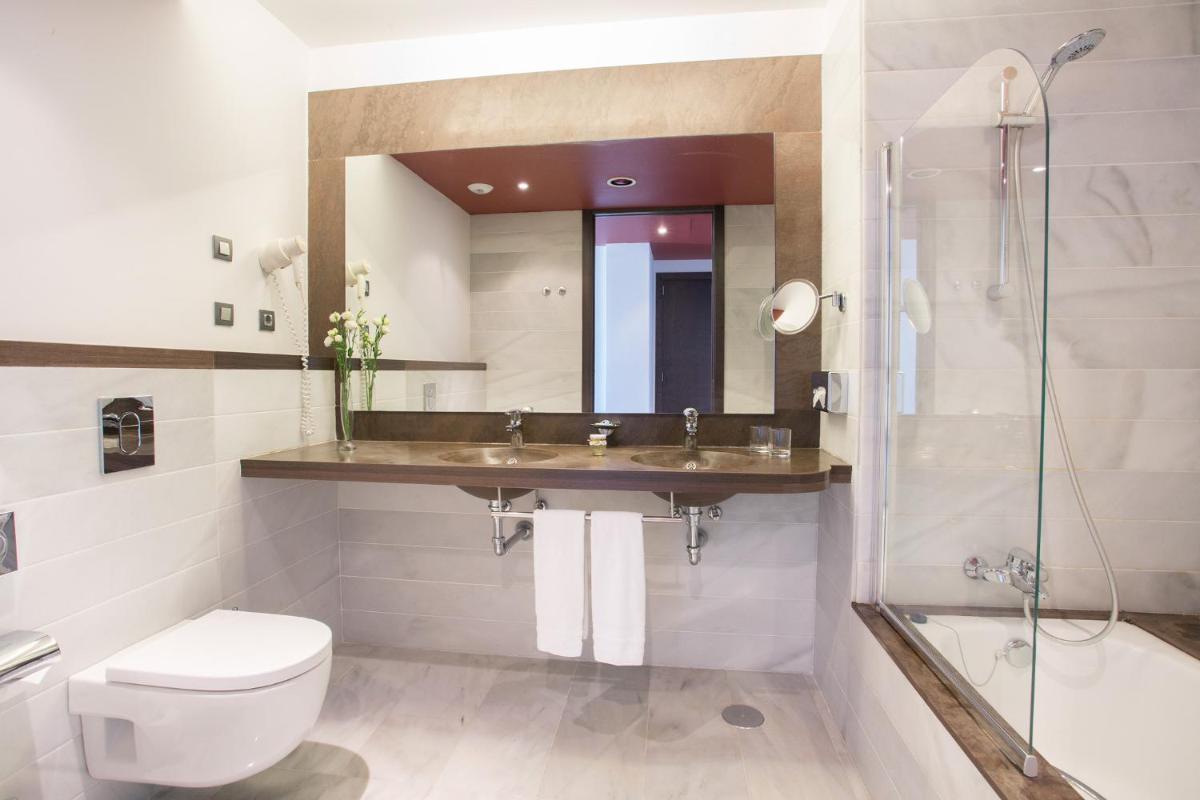 Un baño de Hipotels Gran Conil