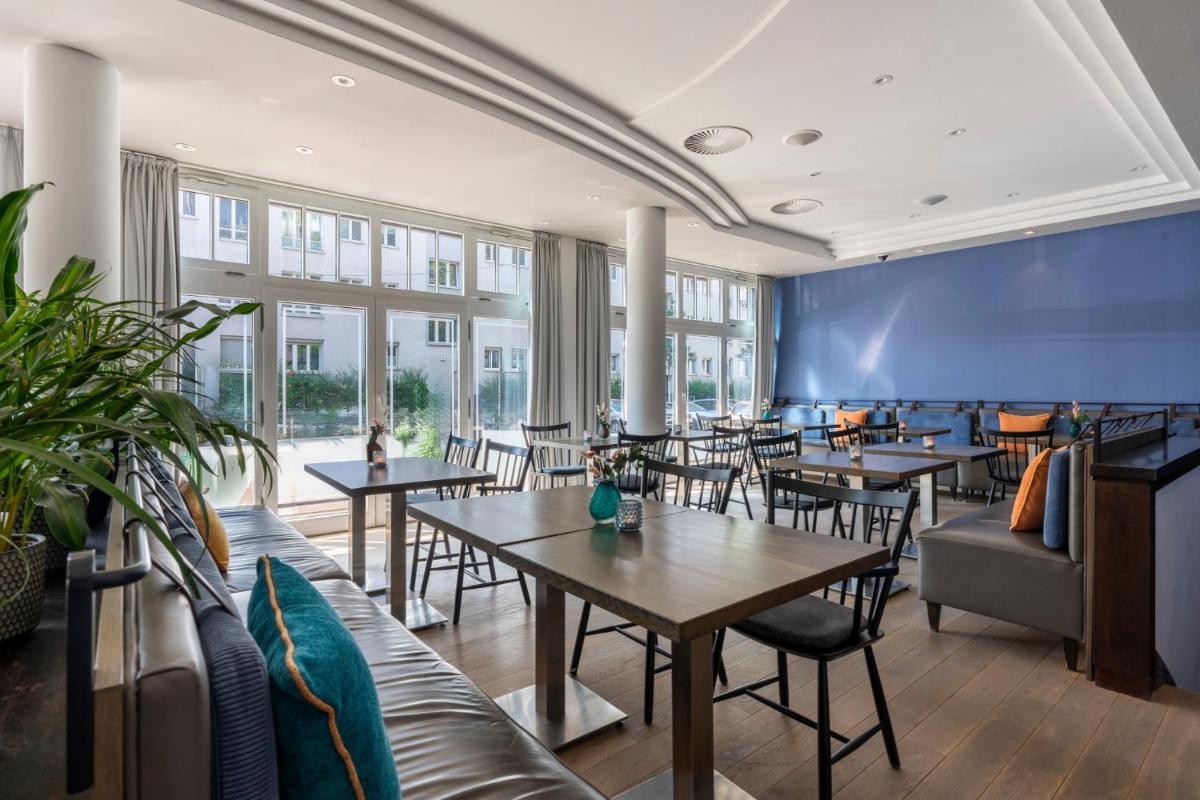 Hotel NEWBERLIN - Housity