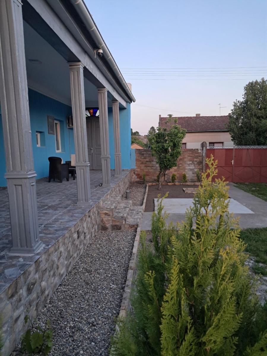 House-Vintage Hill Inn - Housity