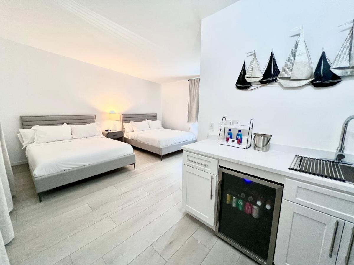 Wainscott Woods Retreat - Housity