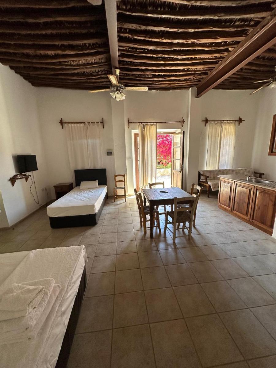 Karpaz Arch House Hotel - Housity