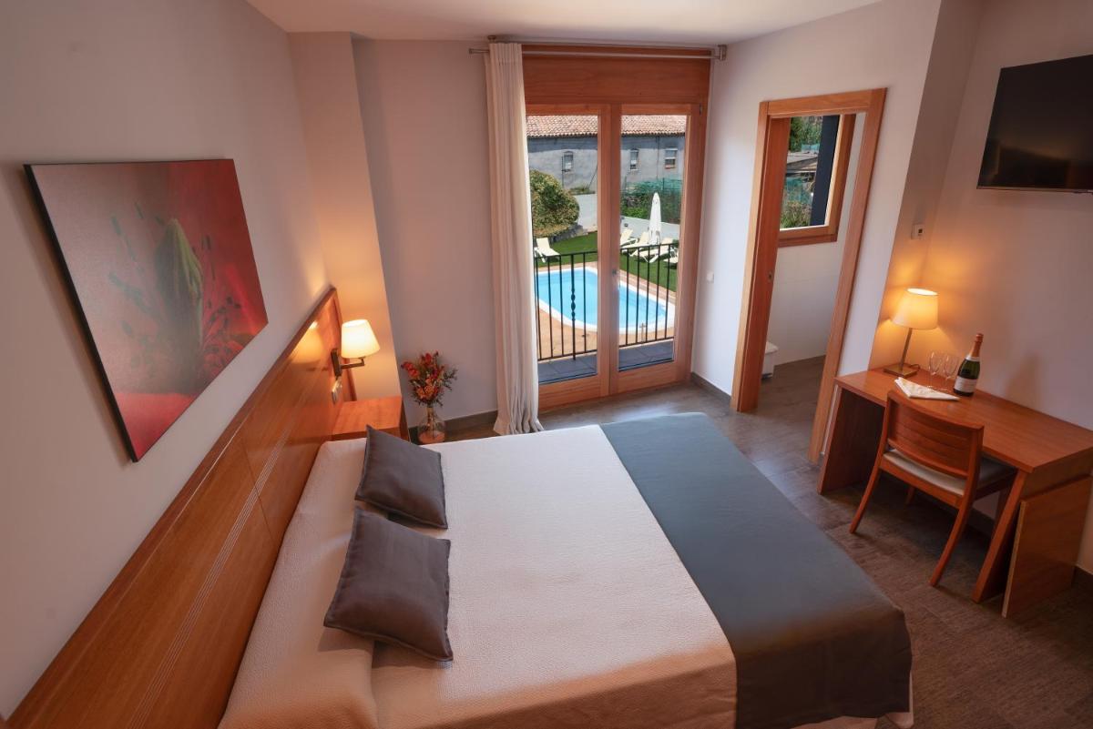Aparthotel Cal Marçal - Housity