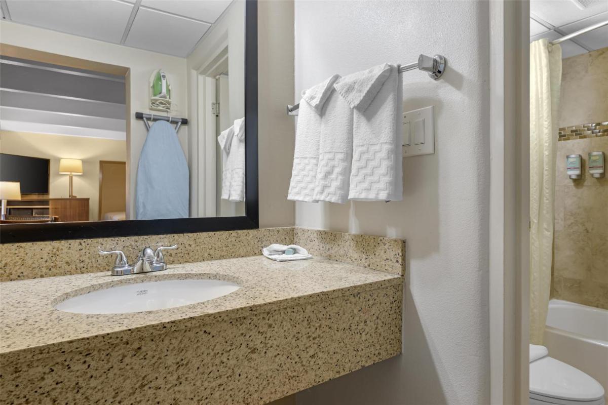 Best Western El Rancho Palacio - Housity