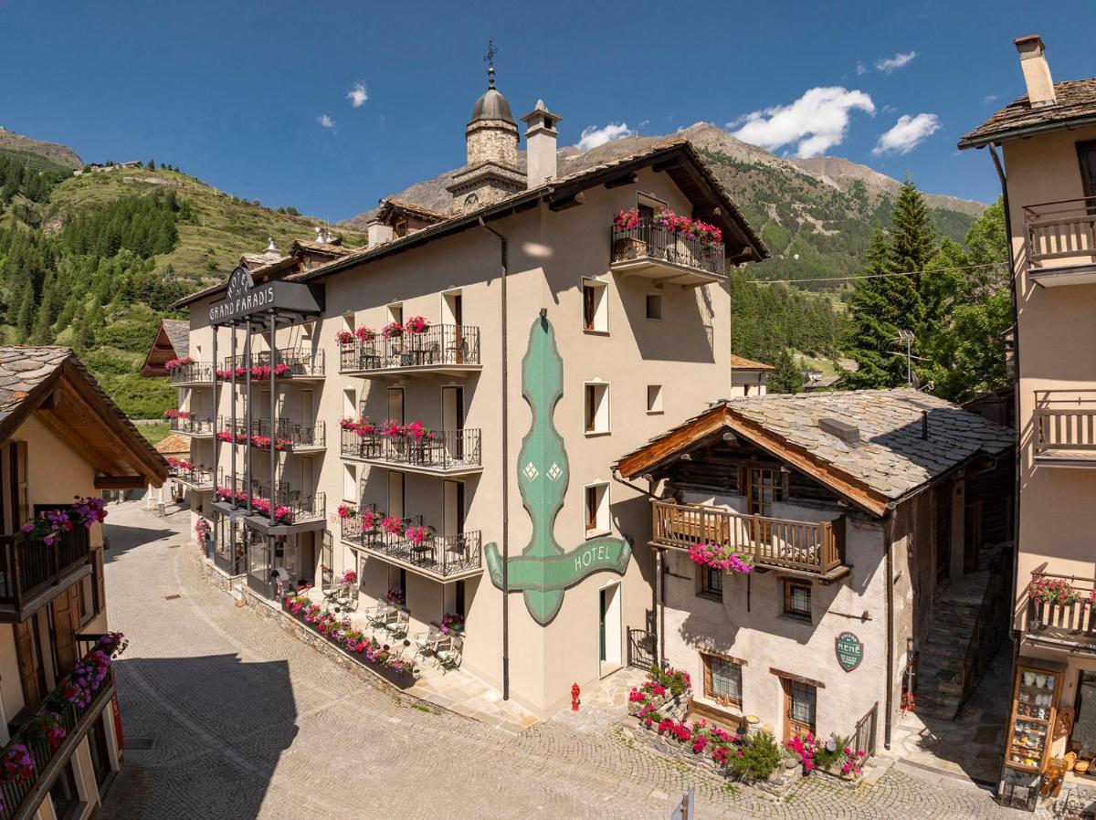 Hotel Du Grand Paradis - 1899 Auberge Boutique - Housity