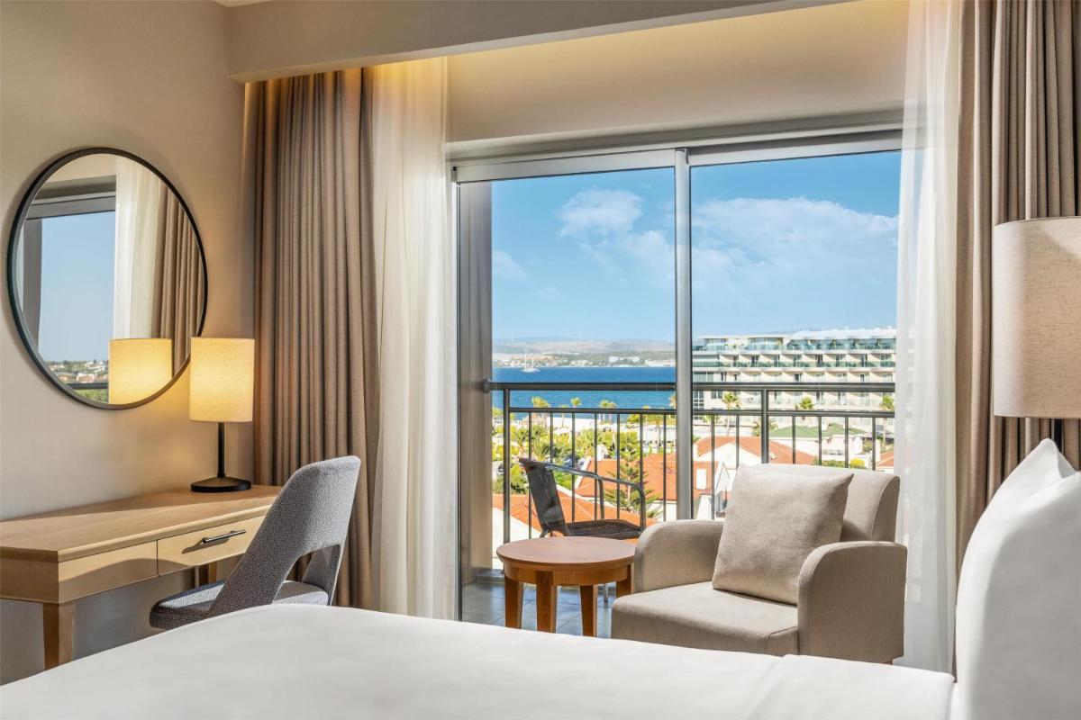 Radisson Blu Resort & Spa Cesme - Housity