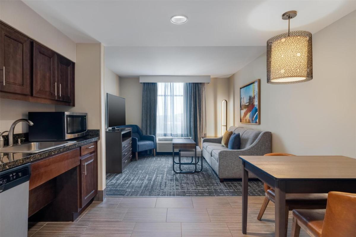Homewood Suites by Hilton Ankeny - Housity