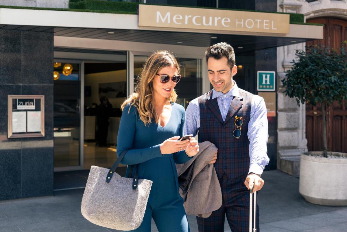 Clientes alojados en Hotel Mercure Jardines de Albia