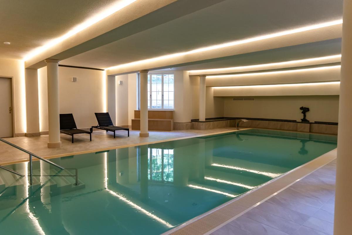 Schlosshotel Neustrelitz - Housity