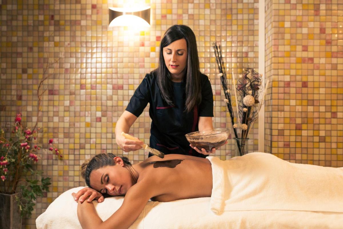 Clientes alojados en Hotel Mercure Jardines de Albia