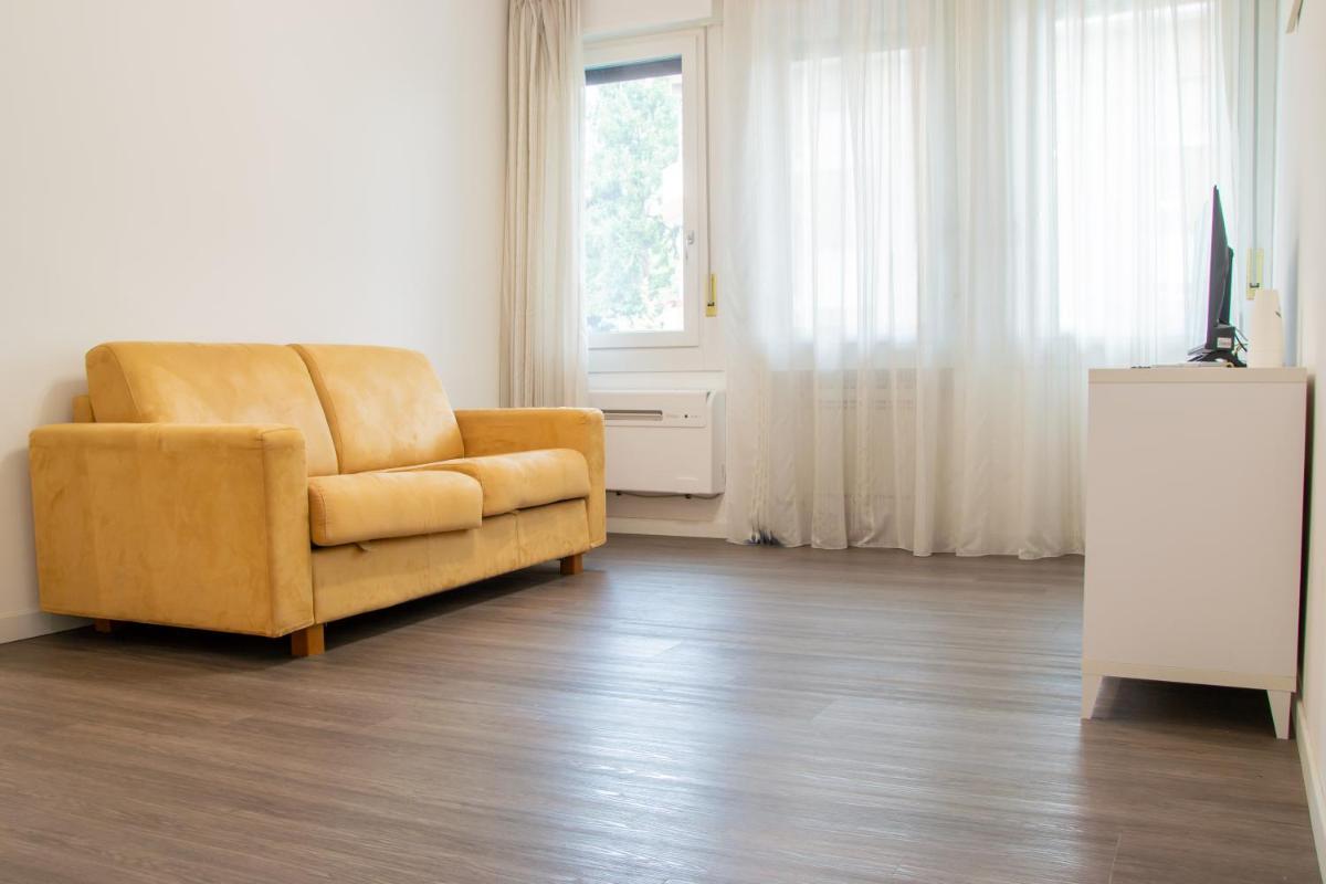 Family Place - Housity