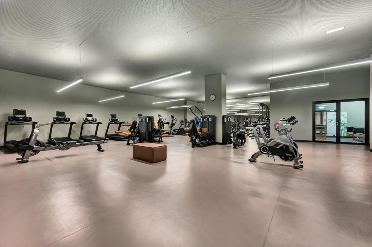 O centro de fitness e/ou as comodidades de fitness de Hilton Porto Gaia