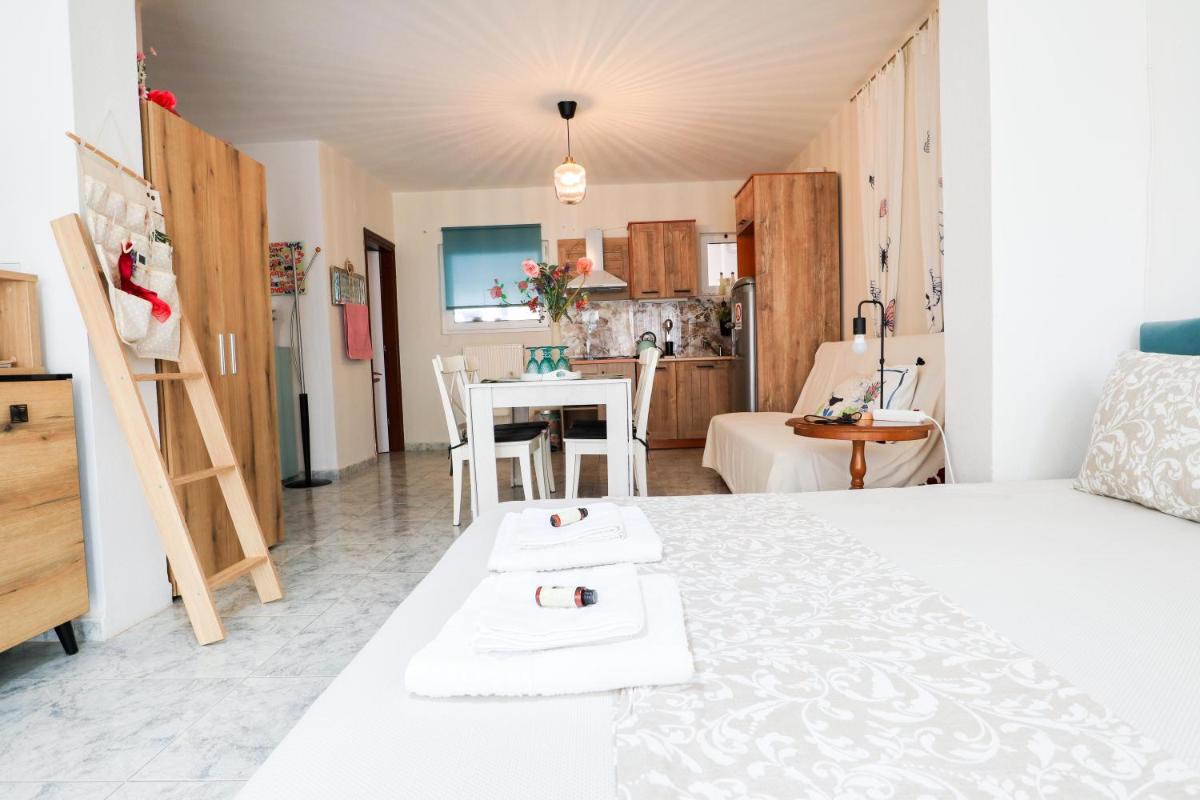 Pepi's Studio Apartment - Hizvo